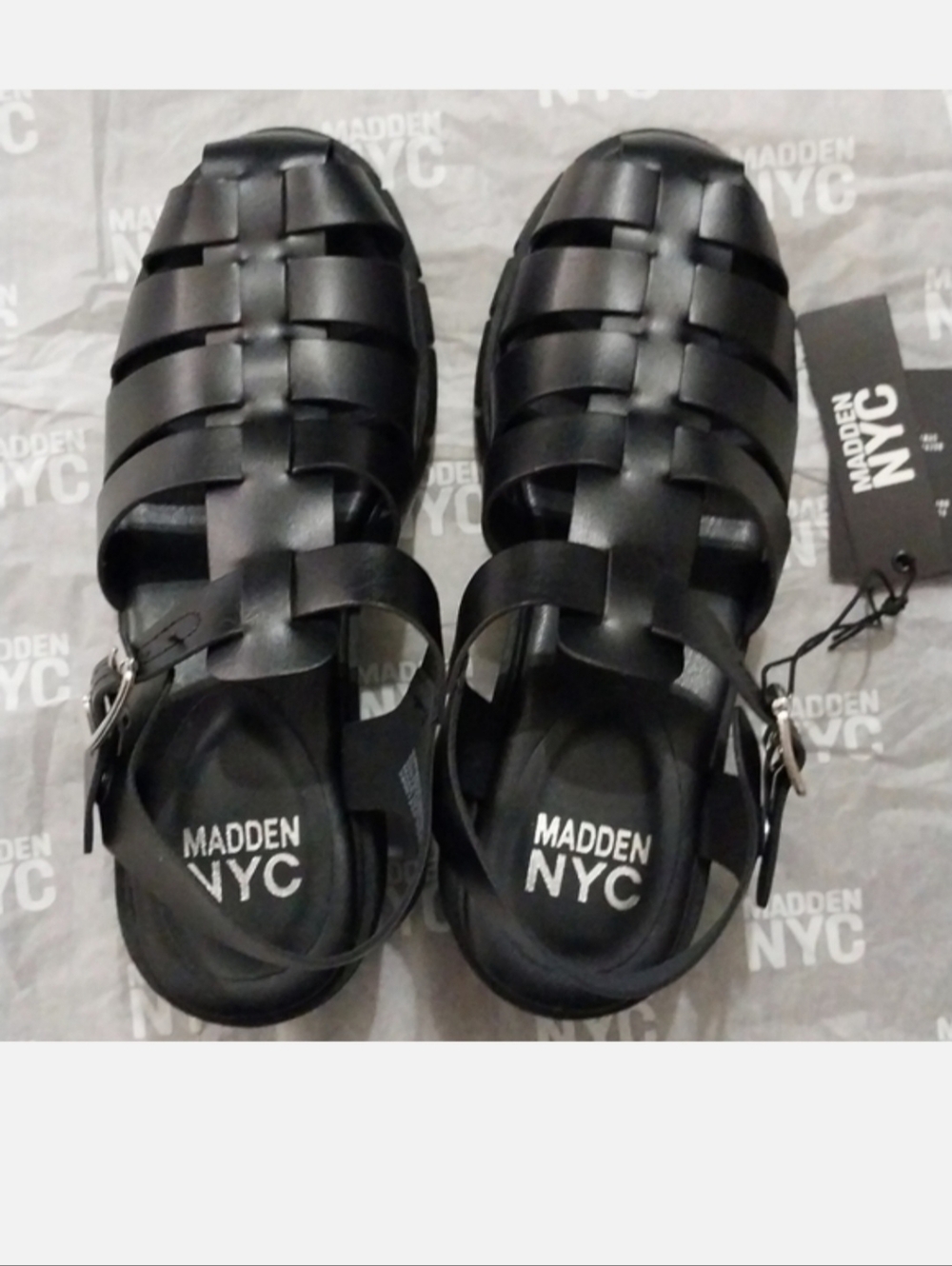 Madden NYC Chunky Platform Sandals Womens 7 Black Strappy Wedge Sandal - Picture 2 of 8